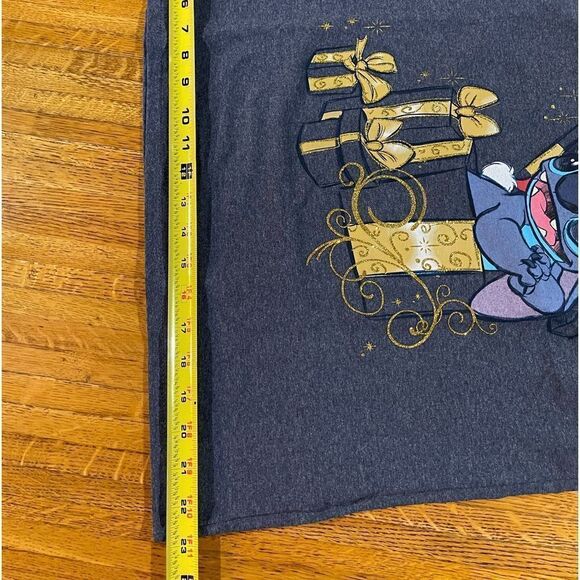 Disney Stitch Christmas Woman’s Top XL NWT - Picture 9 of 10